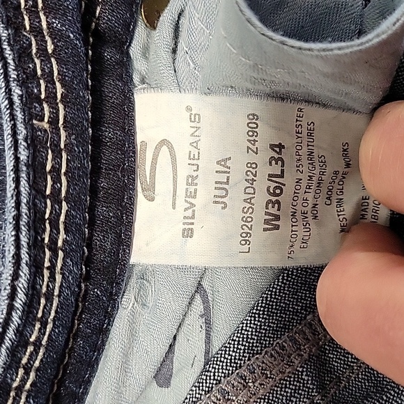 Silver jeans - Picture 3 of 3